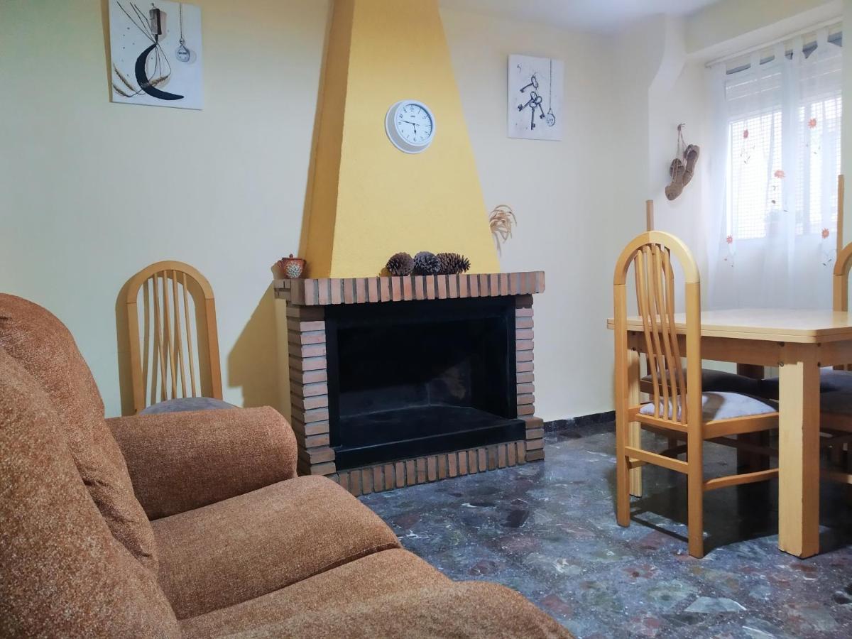 Casa Rural Celia Con Escape Room Аїна Екстер'єр фото