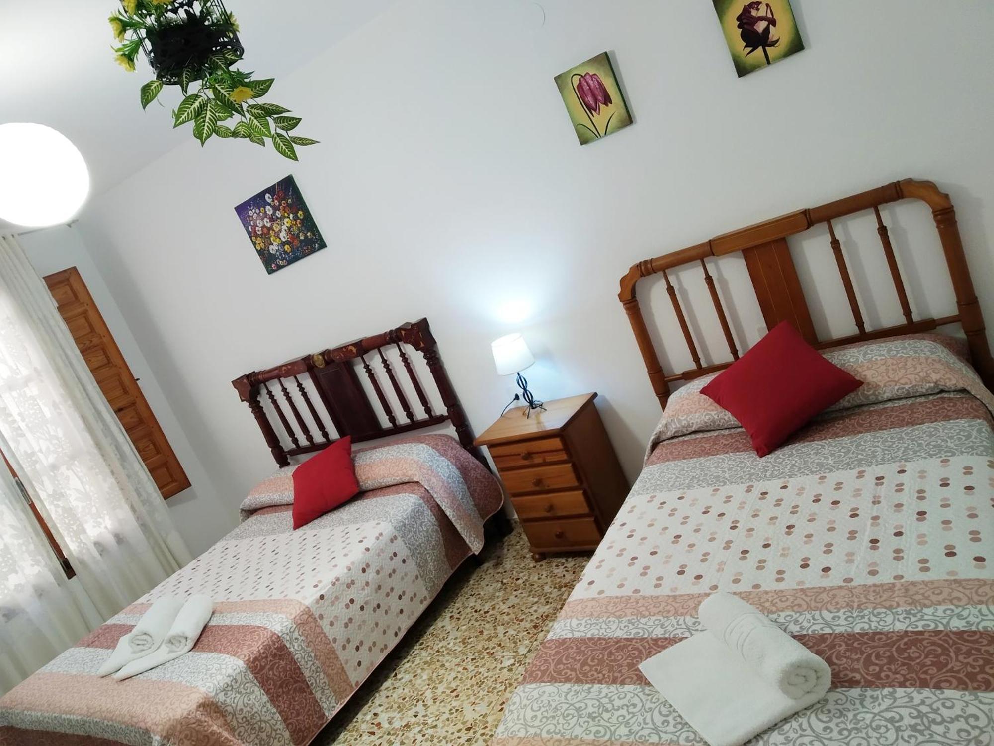 Casa Rural Celia Con Escape Room Аїна Екстер'єр фото